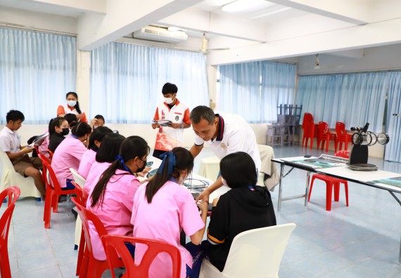 ภาพกิจกรรม   คณะวิทยาศาสตร์และเทคโนโลยี จัดกิจกรรมค่ายวิทยาศาสตร์สัญจร ปีการศึกษา 2565  โรงเรียนวังตะเคียนประชานุสรณ์