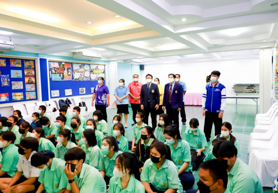 ภาพกิจกรรม  คณะวิทยาศาสตร์และเทคโนโลยี จัดกิจกรรมค่ายวิทยาศาสตร์สัญจร ปีการศึกษา 2565  โรงเรียนโค้งไผ่วิทยา