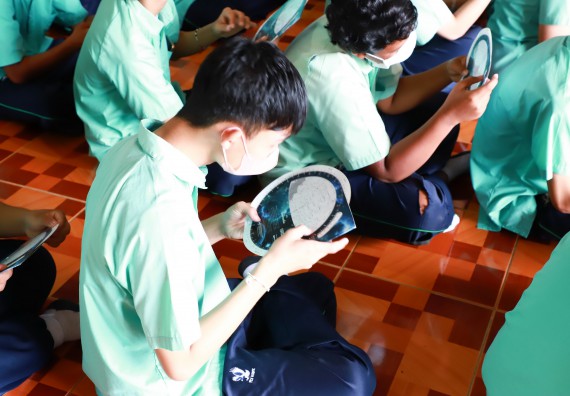 ภาพกิจกรรม  คณะวิทยาศาสตร์และเทคโนโลยี จัดกิจกรรมค่ายวิทยาศาสตร์สัญจร ปีการศึกษา 2565  โรงเรียนโค้งไผ่วิทยา