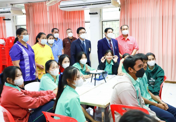 ภาพกิจกรรม  คณะวิทยาศาสตร์และเทคโนโลยี จัดกิจกรรมค่ายวิทยาศาสตร์สัญจร ปีการศึกษา 2565  โรงเรียนโค้งไผ่วิทยา