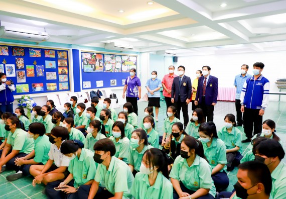 ภาพกิจกรรม  คณะวิทยาศาสตร์และเทคโนโลยี จัดกิจกรรมค่ายวิทยาศาสตร์สัญจร ปีการศึกษา 2565  โรงเรียนโค้งไผ่วิทยา