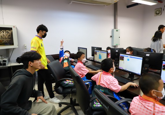 ภาพกิจกรรม โครงการฝึกทักษะเพื่อพัฒนาอัจฉริยะภาพวิทยาศาสตร์ กิจกรรมค่ายวิทยาศาสตร์รุ่นจิ๋ว ห้องเรียนพิเศษคณิตศาสตร์ และวิทยาศาสตร์ (MSP)