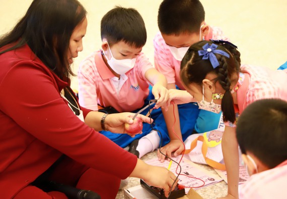 ภาพกิจกรรม โครงการฝึกทักษะเพื่อพัฒนาอัจฉริยะภาพวิทยาศาสตร์ กิจกรรมค่ายวิทยาศาสตร์รุ่นจิ๋ว ห้องเรียนพิเศษคณิตศาสตร์ และวิทยาศาสตร์ (MSP)