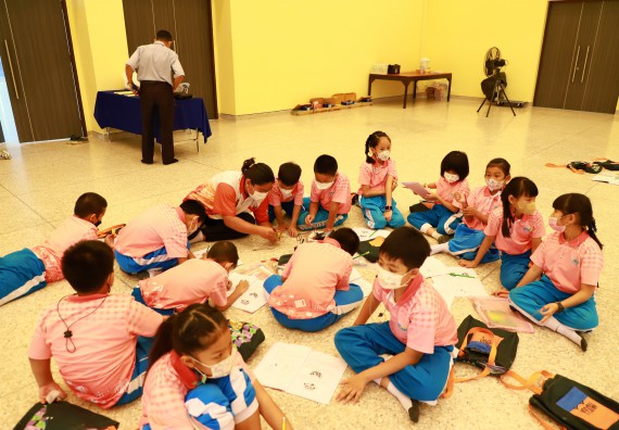 ภาพกิจกรรม โครงการฝึกทักษะเพื่อพัฒนาอัจฉริยะภาพวิทยาศาสตร์ กิจกรรมค่ายวิทยาศาสตร์รุ่นจิ๋ว ห้องเรียนพิเศษคณิตศาสตร์ และวิทยาศาสตร์ (MSP)