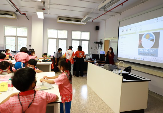 ภาพกิจกรรม โครงการฝึกทักษะเพื่อพัฒนาอัจฉริยะภาพวิทยาศาสตร์ กิจกรรมค่ายวิทยาศาสตร์รุ่นจิ๋ว ห้องเรียนพิเศษคณิตศาสตร์ และวิทยาศาสตร์ (MSP)