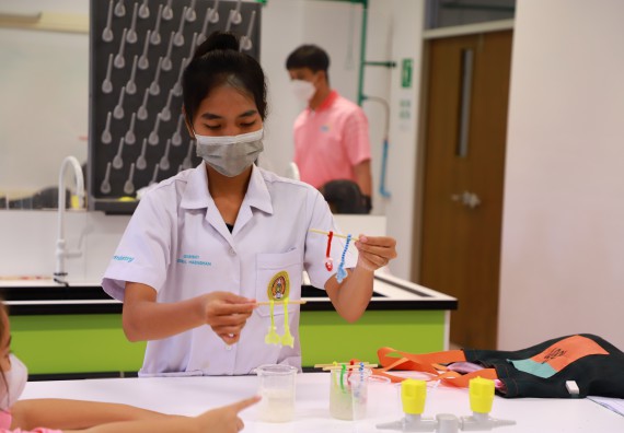 ภาพกิจกรรม โครงการฝึกทักษะเพื่อพัฒนาอัจฉริยะภาพวิทยาศาสตร์ กิจกรรมค่ายวิทยาศาสตร์รุ่นจิ๋ว ห้องเรียนพิเศษคณิตศาสตร์ และวิทยาศาสตร์ (MSP)