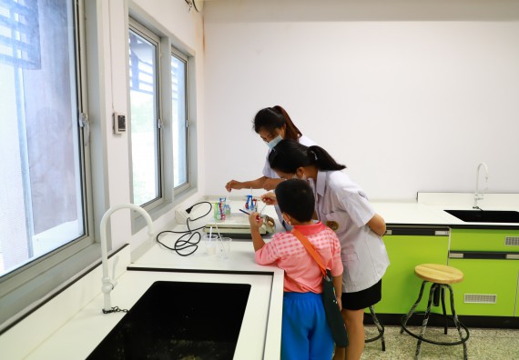 ภาพกิจกรรม โครงการฝึกทักษะเพื่อพัฒนาอัจฉริยะภาพวิทยาศาสตร์ กิจกรรมค่ายวิทยาศาสตร์รุ่นจิ๋ว ห้องเรียนพิเศษคณิตศาสตร์ และวิทยาศาสตร์ (MSP)