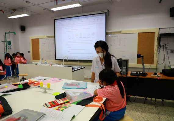 ภาพกิจกรรม โครงการฝึกทักษะเพื่อพัฒนาอัจฉริยะภาพวิทยาศาสตร์ กิจกรรมค่ายวิทยาศาสตร์รุ่นจิ๋ว ห้องเรียนพิเศษคณิตศาสตร์ และวิทยาศาสตร์ (MSP)