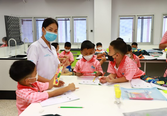 ภาพกิจกรรม โครงการฝึกทักษะเพื่อพัฒนาอัจฉริยะภาพวิทยาศาสตร์ กิจกรรมค่ายวิทยาศาสตร์รุ่นจิ๋ว ห้องเรียนพิเศษคณิตศาสตร์ และวิทยาศาสตร์ (MSP)