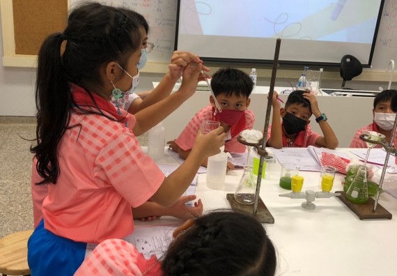 ภาพกิจกรรม โครงการฝึกทักษะเพื่อพัฒนาอัจฉริยะภาพวิทยาศาสตร์ กิจกรรมค่ายวิทยาศาสตร์รุ่นจิ๋ว ห้องเรียนพิเศษคณิตศาสตร์ และวิทยาศาสตร์ (MSP)