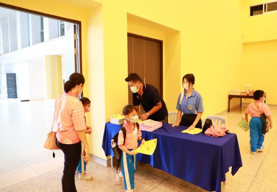 ภาพกิจกรรม โครงการฝึกทักษะเพื่อพัฒนาอัจฉริยะภาพวิทยาศาสตร์ กิจกรรมค่ายวิทยาศาสตร์รุ่นจิ๋ว ห้องเรียนพิเศษคณิตศาสตร์ และวิทยาศาสตร์ (MSP)