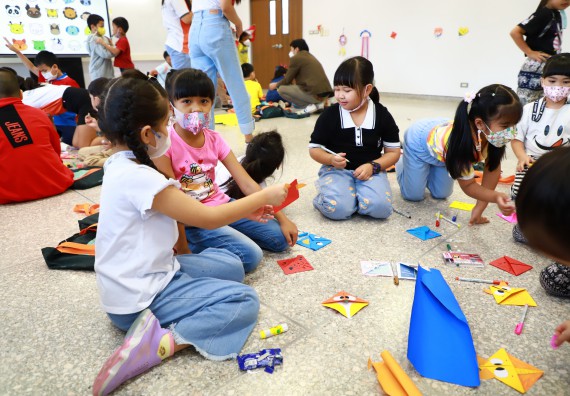 ภาพกิจกรรม โครงการฝึกทักษะเพื่อพัฒนาอัจฉริยะภาพวิทยาศาสตร์ กิจกรรมค่ายวิทยาศาสตร์รุ่นจิ๋ว ห้องเรียนพิเศษคณิตศาสตร์ และวิทยาศาสตร์ (MSP)