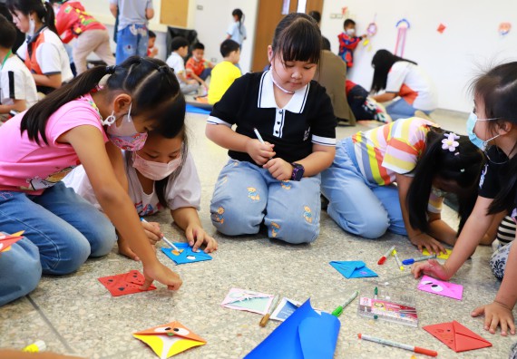 ภาพกิจกรรม โครงการฝึกทักษะเพื่อพัฒนาอัจฉริยะภาพวิทยาศาสตร์ กิจกรรมค่ายวิทยาศาสตร์รุ่นจิ๋ว ห้องเรียนพิเศษคณิตศาสตร์ และวิทยาศาสตร์ (MSP)