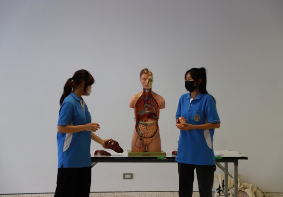 ภาพกิจกรรม โครงการฝึกทักษะเพื่อพัฒนาอัจฉริยะภาพวิทยาศาสตร์ กิจกรรมค่ายวิทยาศาสตร์รุ่นจิ๋ว ห้องเรียนพิเศษคณิตศาสตร์ และวิทยาศาสตร์ (MSP)