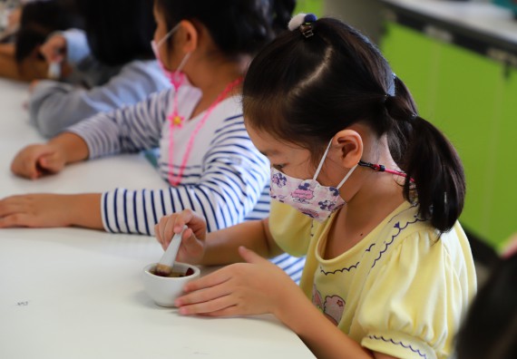 ภาพกิจกรรม โครงการฝึกทักษะเพื่อพัฒนาอัจฉริยะภาพวิทยาศาสตร์ กิจกรรมค่ายวิทยาศาสตร์รุ่นจิ๋ว ห้องเรียนพิเศษคณิตศาสตร์ และวิทยาศาสตร์ (MSP)