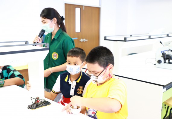 ภาพกิจกรรม โครงการฝึกทักษะเพื่อพัฒนาอัจฉริยะภาพวิทยาศาสตร์ กิจกรรมค่ายวิทยาศาสตร์รุ่นจิ๋ว ห้องเรียนพิเศษคณิตศาสตร์ และวิทยาศาสตร์ (MSP)