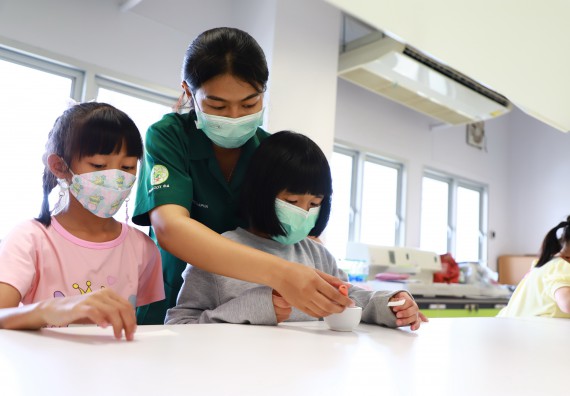 ภาพกิจกรรม โครงการฝึกทักษะเพื่อพัฒนาอัจฉริยะภาพวิทยาศาสตร์ กิจกรรมค่ายวิทยาศาสตร์รุ่นจิ๋ว ห้องเรียนพิเศษคณิตศาสตร์ และวิทยาศาสตร์ (MSP)