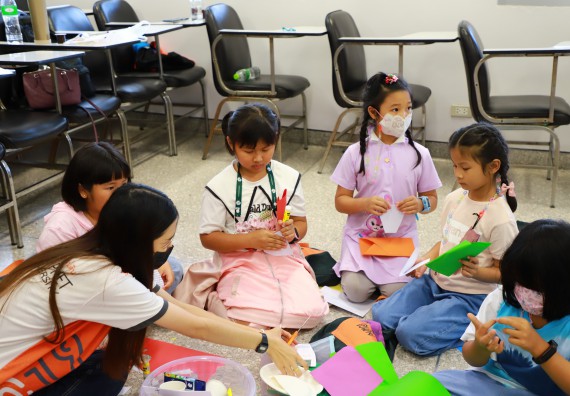 ภาพกิจกรรม โครงการฝึกทักษะเพื่อพัฒนาอัจฉริยะภาพวิทยาศาสตร์ กิจกรรมค่ายวิทยาศาสตร์รุ่นจิ๋ว ห้องเรียนพิเศษคณิตศาสตร์ และวิทยาศาสตร์ (MSP)