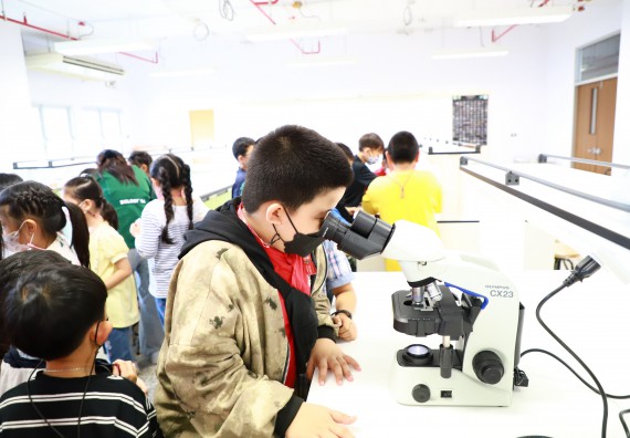 ภาพกิจกรรม โครงการฝึกทักษะเพื่อพัฒนาอัจฉริยะภาพวิทยาศาสตร์ กิจกรรมค่ายวิทยาศาสตร์รุ่นจิ๋ว ห้องเรียนพิเศษคณิตศาสตร์ และวิทยาศาสตร์ (MSP)