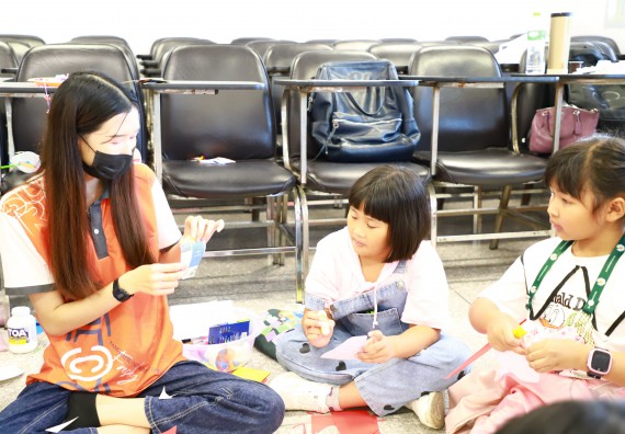 ภาพกิจกรรม โครงการฝึกทักษะเพื่อพัฒนาอัจฉริยะภาพวิทยาศาสตร์ กิจกรรมค่ายวิทยาศาสตร์รุ่นจิ๋ว ห้องเรียนพิเศษคณิตศาสตร์ และวิทยาศาสตร์ (MSP)