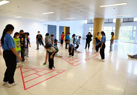 ภาพกิจกรรม โครงการฝึกทักษะเพื่อพัฒนาอัจฉริยะภาพวิทยาศาสตร์ กิจกรรมค่ายวิทยาศาสตร์รุ่นจิ๋ว ห้องเรียนพิเศษคณิตศาสตร์ และวิทยาศาสตร์ (MSP)