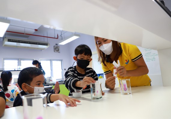 ภาพกิจกรรม โครงการฝึกทักษะเพื่อพัฒนาอัจฉริยะภาพวิทยาศาสตร์ กิจกรรมค่ายวิทยาศาสตร์รุ่นจิ๋ว ห้องเรียนพิเศษคณิตศาสตร์ และวิทยาศาสตร์ (MSP)