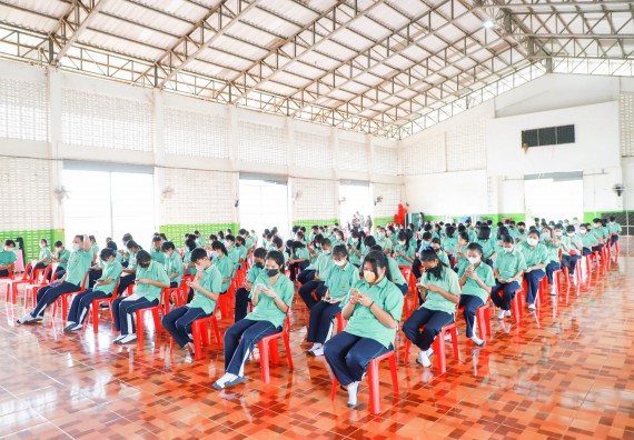 ภาพกิจกรรม  คณะวิทยาศาสตร์และเทคโนโลยี จัดกิจกรรมค่ายวิทยาศาสตร์สัญจร ปีการศึกษา 2565  โรงเรียนโค้งไผ่วิทยา