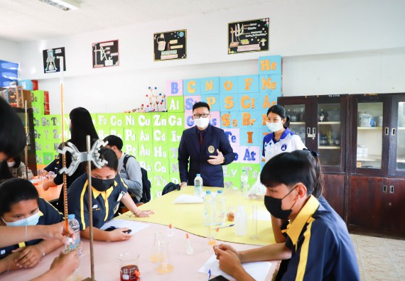 ภาพกิจกรรม  คณะวิทยาศาสตร์และเทคโนโลยี จัดกิจกรรมค่ายวิทยาศาสตร์สัญจร ปีการศึกษา 2565  โรงเรียนเรืองวิทย์พิทยาคม