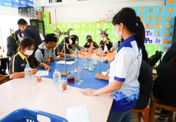 ภาพกิจกรรม  คณะวิทยาศาสตร์และเทคโนโลยี จัดกิจกรรมค่ายวิทยาศาสตร์สัญจร ปีการศึกษา 2565  โรงเรียนเรืองวิทย์พิทยาคม