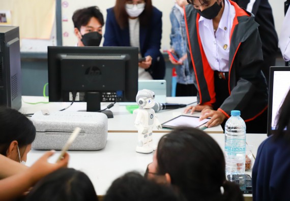 ภาพกิจกรรม  คณะวิทยาศาสตร์และเทคโนโลยี จัดกิจกรรมค่ายวิทยาศาสตร์สัญจร ปีการศึกษา 2565  โรงเรียนเรืองวิทย์พิทยาคม