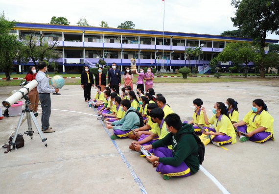 ภาพกิจกรรม  คณะวิทยาศาสตร์และเทคโนโลยี จัดกิจกรรมค่ายวิทยาศาสตร์สัญจร ปีการศึกษา 2565  โรงเรียนทุ่งโพธิ์ทะเลพิทยา