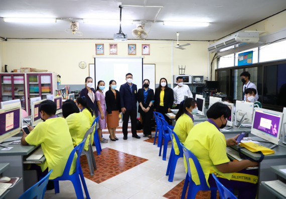 ภาพกิจกรรม  คณะวิทยาศาสตร์และเทคโนโลยี จัดกิจกรรมค่ายวิทยาศาสตร์สัญจร ปีการศึกษา 2565  โรงเรียนทุ่งโพธิ์ทะเลพิทยา