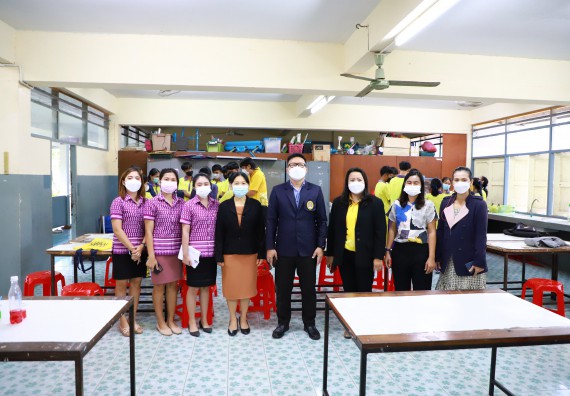 ภาพกิจกรรม  คณะวิทยาศาสตร์และเทคโนโลยี จัดกิจกรรมค่ายวิทยาศาสตร์สัญจร ปีการศึกษา 2565  โรงเรียนทุ่งโพธิ์ทะเลพิทยา