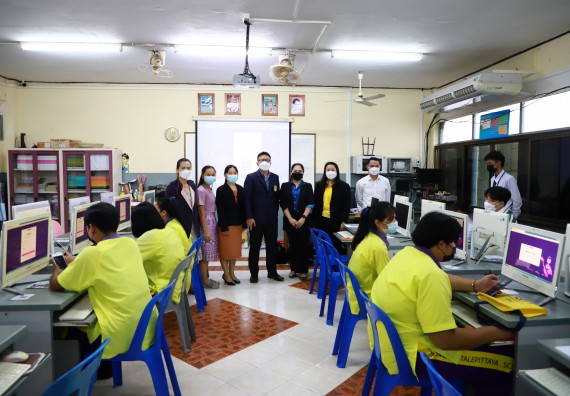 ภาพกิจกรรม  คณะวิทยาศาสตร์และเทคโนโลยี จัดกิจกรรมค่ายวิทยาศาสตร์สัญจร ปีการศึกษา 2565  โรงเรียนทุ่งโพธิ์ทะเลพิทยา