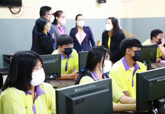 ภาพกิจกรรม  คณะวิทยาศาสตร์และเทคโนโลยี จัดกิจกรรมค่ายวิทยาศาสตร์สัญจร ปีการศึกษา 2565  โรงเรียนทุ่งโพธิ์ทะเลพิทยา