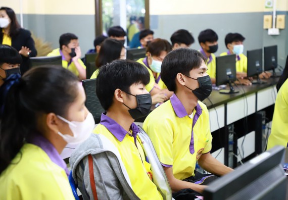 ภาพกิจกรรม  คณะวิทยาศาสตร์และเทคโนโลยี จัดกิจกรรมค่ายวิทยาศาสตร์สัญจร ปีการศึกษา 2565  โรงเรียนทุ่งโพธิ์ทะเลพิทยา