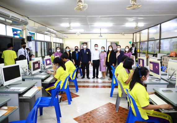 ภาพกิจกรรม  คณะวิทยาศาสตร์และเทคโนโลยี จัดกิจกรรมค่ายวิทยาศาสตร์สัญจร ปีการศึกษา 2565  โรงเรียนทุ่งโพธิ์ทะเลพิทยา