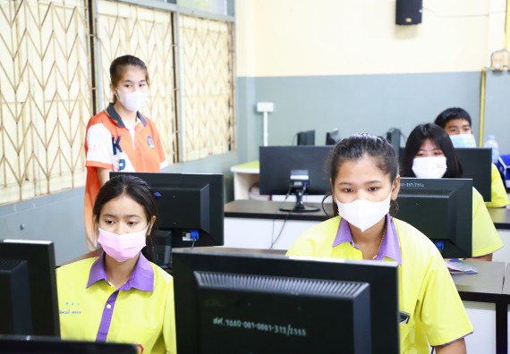 ภาพกิจกรรม  คณะวิทยาศาสตร์และเทคโนโลยี จัดกิจกรรมค่ายวิทยาศาสตร์สัญจร ปีการศึกษา 2565  โรงเรียนทุ่งโพธิ์ทะเลพิทยา