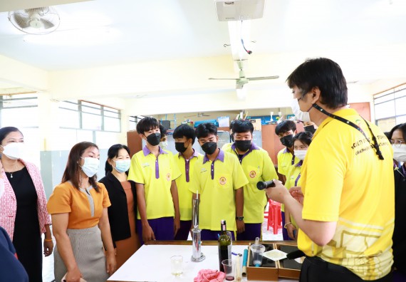 ภาพกิจกรรม  คณะวิทยาศาสตร์และเทคโนโลยี จัดกิจกรรมค่ายวิทยาศาสตร์สัญจร ปีการศึกษา 2565  โรงเรียนทุ่งโพธิ์ทะเลพิทยา