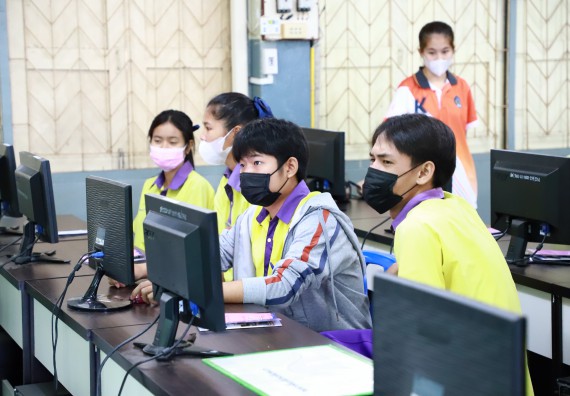 ภาพกิจกรรม  คณะวิทยาศาสตร์และเทคโนโลยี จัดกิจกรรมค่ายวิทยาศาสตร์สัญจร ปีการศึกษา 2565  โรงเรียนทุ่งโพธิ์ทะเลพิทยา