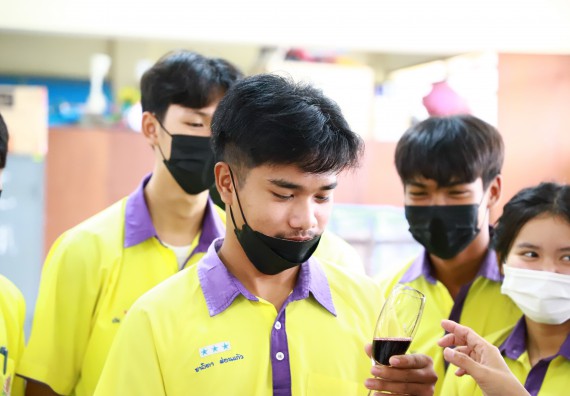 ภาพกิจกรรม  คณะวิทยาศาสตร์และเทคโนโลยี จัดกิจกรรมค่ายวิทยาศาสตร์สัญจร ปีการศึกษา 2565  โรงเรียนทุ่งโพธิ์ทะเลพิทยา