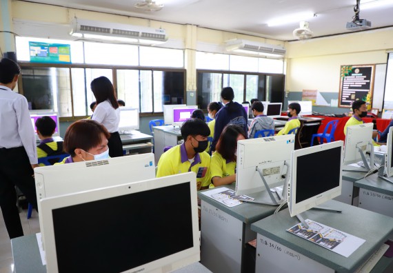 ภาพกิจกรรม  คณะวิทยาศาสตร์และเทคโนโลยี จัดกิจกรรมค่ายวิทยาศาสตร์สัญจร ปีการศึกษา 2565  โรงเรียนทุ่งโพธิ์ทะเลพิทยา