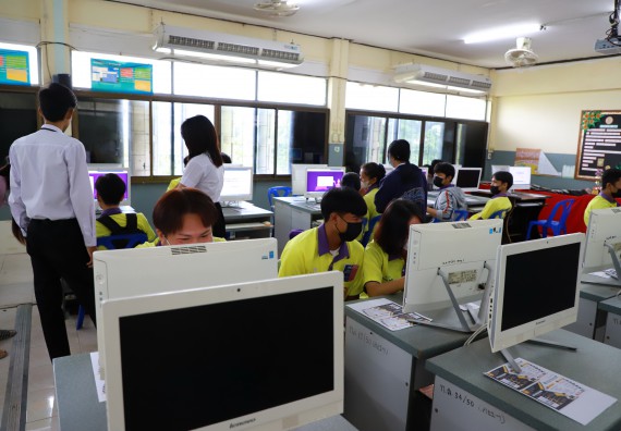 ภาพกิจกรรม  คณะวิทยาศาสตร์และเทคโนโลยี จัดกิจกรรมค่ายวิทยาศาสตร์สัญจร ปีการศึกษา 2565  โรงเรียนทุ่งโพธิ์ทะเลพิทยา