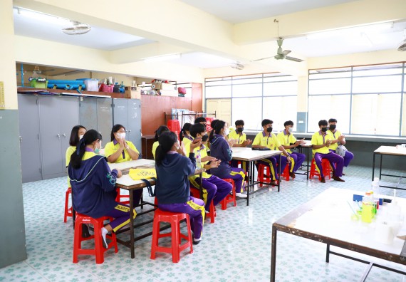 ภาพกิจกรรม  คณะวิทยาศาสตร์และเทคโนโลยี จัดกิจกรรมค่ายวิทยาศาสตร์สัญจร ปีการศึกษา 2565  โรงเรียนทุ่งโพธิ์ทะเลพิทยา