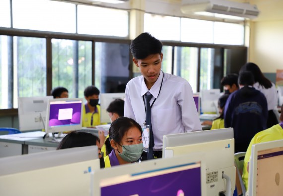 ภาพกิจกรรม  คณะวิทยาศาสตร์และเทคโนโลยี จัดกิจกรรมค่ายวิทยาศาสตร์สัญจร ปีการศึกษา 2565  โรงเรียนทุ่งโพธิ์ทะเลพิทยา