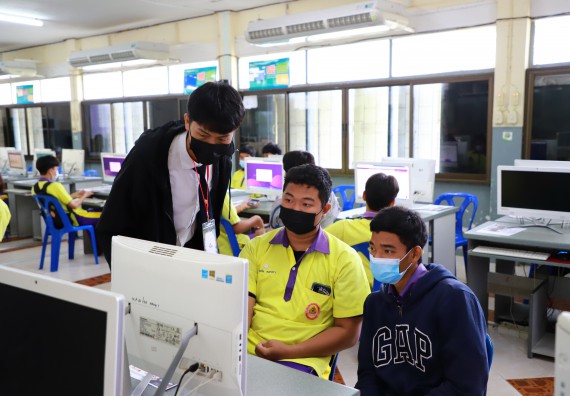 ภาพกิจกรรม  คณะวิทยาศาสตร์และเทคโนโลยี จัดกิจกรรมค่ายวิทยาศาสตร์สัญจร ปีการศึกษา 2565  โรงเรียนทุ่งโพธิ์ทะเลพิทยา