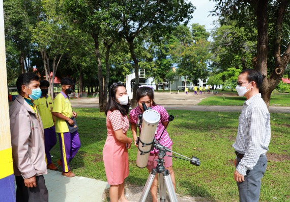 ภาพกิจกรรม  คณะวิทยาศาสตร์และเทคโนโลยี จัดกิจกรรมค่ายวิทยาศาสตร์สัญจร ปีการศึกษา 2565  โรงเรียนทุ่งโพธิ์ทะเลพิทยา