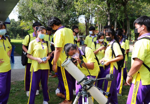 ภาพกิจกรรม  คณะวิทยาศาสตร์และเทคโนโลยี จัดกิจกรรมค่ายวิทยาศาสตร์สัญจร ปีการศึกษา 2565  โรงเรียนทุ่งโพธิ์ทะเลพิทยา