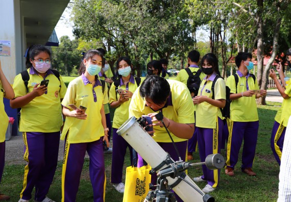 ภาพกิจกรรม  คณะวิทยาศาสตร์และเทคโนโลยี จัดกิจกรรมค่ายวิทยาศาสตร์สัญจร ปีการศึกษา 2565  โรงเรียนทุ่งโพธิ์ทะเลพิทยา