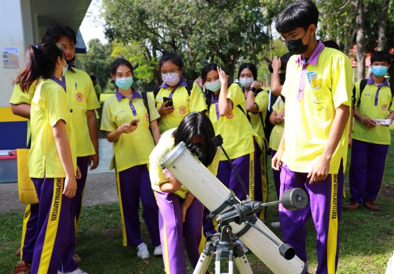 ภาพกิจกรรม  คณะวิทยาศาสตร์และเทคโนโลยี จัดกิจกรรมค่ายวิทยาศาสตร์สัญจร ปีการศึกษา 2565  โรงเรียนทุ่งโพธิ์ทะเลพิทยา